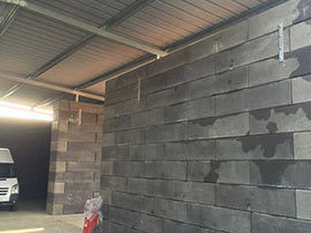 Storage warehouse
